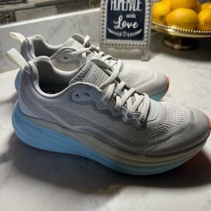 Avia Women's Athletic Shoes - White and Blue